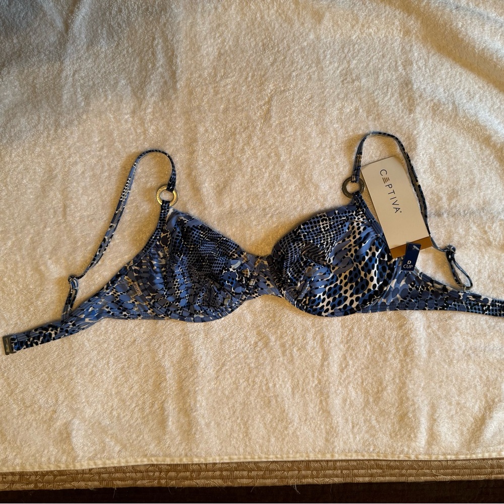 Captiva blue and white patterned bikini top